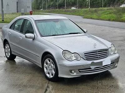 Mercedes C220