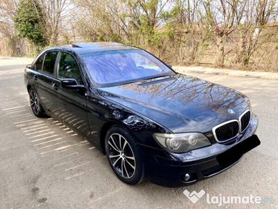 BMW 730