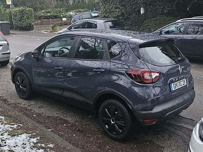 Second-hand Renault Captur Life 90 CP (66 kW) 2018 Culoarealte culori SUV
