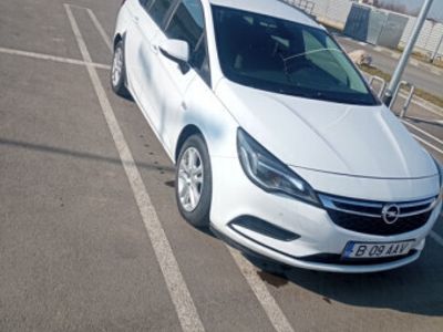 second-hand Opel Astra an 2017