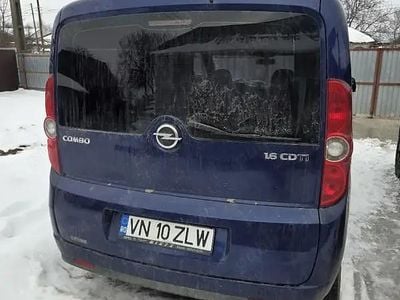 Second-hand Opel Combo 105 CP (77 kW) 2012 Monovolum