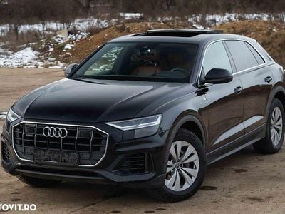 Culoarenegru Second-hand 2018 Audi Q8 SUV | 38.000 EUR (Scump)