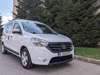 Alb Utilizat 2015 Dacia Dokker Monovolum | 6.450 EUR (Puțin scump)