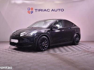 Culoarenegru Utilizat 2024 Tesla Model Y SUV | 47.900 EUR