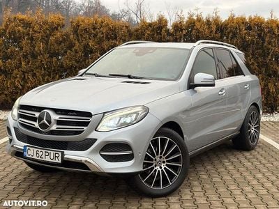 Second-hand Mercedes GLE350 258 CP (189 kW) 2016 Culoarealbastru SUV