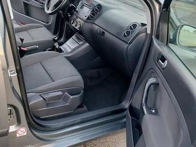 Utilizat 2006 VW Golf V Hatchback | 1.950 EUR (Preț OK)