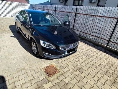Second-hand Volvo S60 124 CP (91 kW) 2017 Negru Berlinǎ
