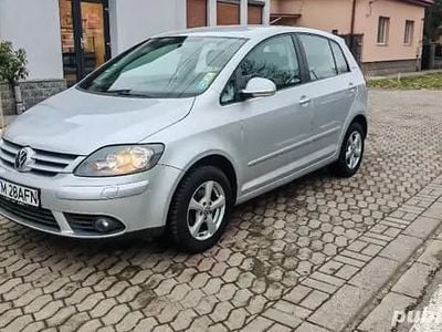 Utilizat 2006 VW Golf V Hatchback | 2.950 EUR (Puțin scump)