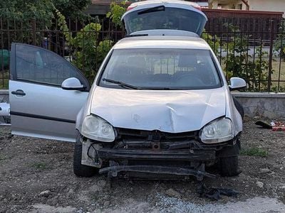 VW Golf V
