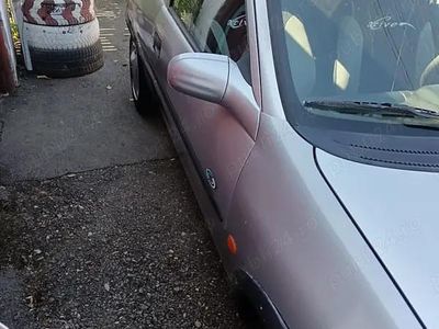 Utilizat 1999 Opel Corsa Coupe | 1.450 EUR
