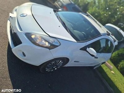 Culoarealb Utilizat 2013 Renault Clio GrandTour Expression Break | 2.300 EUR (Super Preț)