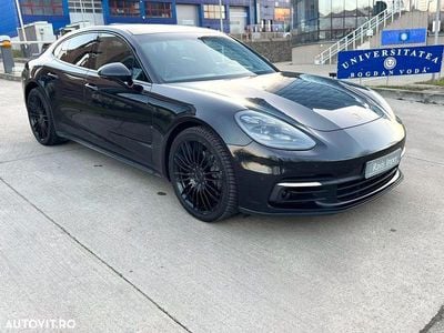 Culoarenegru Utilizat 2017 Porsche Panamera Coupe | 35.900 EUR