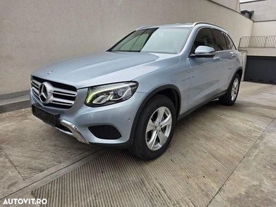 Culoareargint Utilizat 2016 Mercedes GLC220 SUV | 23.900 EUR (Preț bun)