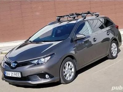 Toyota Auris Hybrid