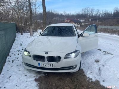 Alb Utilizat 2010 BMW 520 Berlinǎ | 9.000 EUR (Scump)