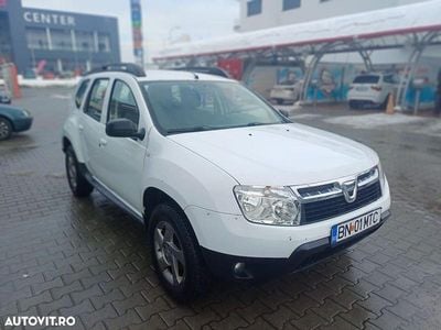 Culoarealb Second-hand 2011 Dacia Duster Lauréate SUV | 3.900 EUR (Scump)