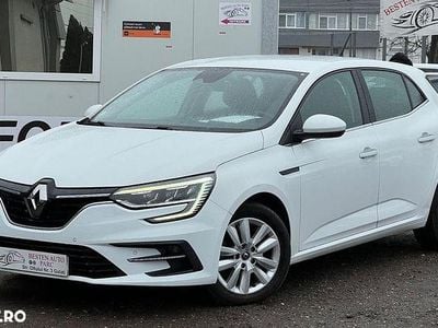 Second-hand Renault Mégane IV Zen 140 CP (102 kW) 2020 Culoarealb Hatchback
