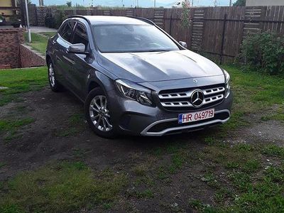 Mercedes GLA200