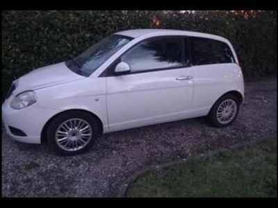 second-hand Lancia Ypsilon 1.2 benz 2009