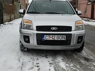 Second-hand Ford Fusion 80 CP (58 kW) 2012 Gri Break