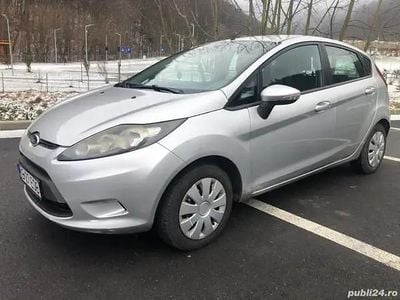 Utilizat 2010 Ford Fiesta Hatchback | 2.200 EUR (Preț bun)