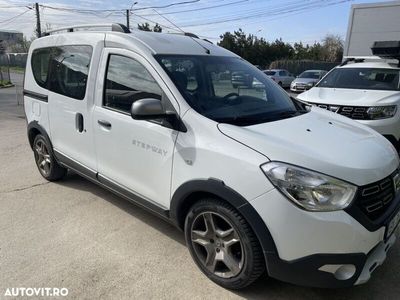 second-hand Dacia Dokker 1.5 dCi 90 CP Stepway