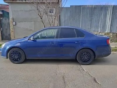 Second-hand VW Jetta 102 CP (75 kW) 2008 Berlinǎ