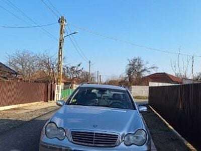 Second-hand Mercedes C220 2002 Break