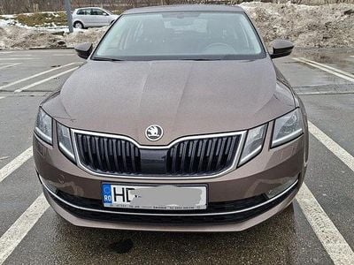Second-hand Skoda Octavia 150 CP (110 kW) 2018 Culoaremaro Berlinǎ