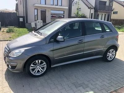 Mercedes B180