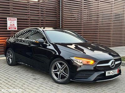 Culoarenegru Utilizat 2020 Mercedes CLA180 AMG line Berlinǎ | 23.950 EUR