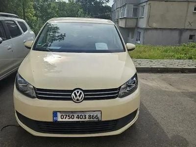 Second-hand VW Touran 77 CP (56 kW) 2012 Monovolum