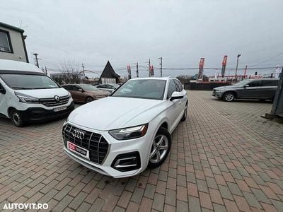 Second-hand Audi Q5 Sport 204 CP (150 kW) 2024 Culoarealb SUV