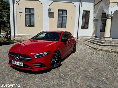 Second-hand Mercedes A180 136 CP (100 kW) 2018 Culoarerosu Hatchback
