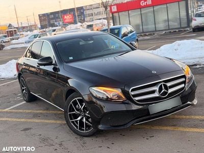 Culoarenegru Utilizat 2017 Mercedes E220 Avantgarde Berlinǎ | 18.650 EUR (Super Preț)