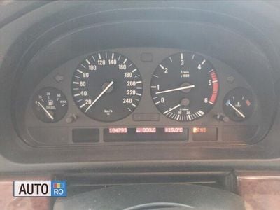 Verde Utilizat 2001 BMW 525 Berlinǎ | 5.799 EUR