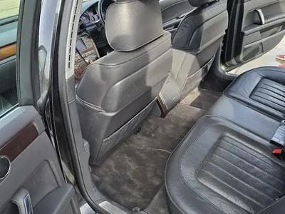 Second-hand VW Phaeton 245 CP (180 kW) 2008 Berlinǎ