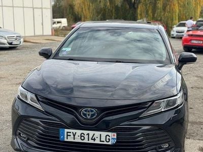 Culoarenegru Utilizat 2021 Toyota Camry Business Edition Berlinǎ | 14.200 EUR (Super Preț)