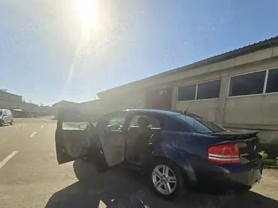 Second-hand Dodge Avenger 178 CP (130 kW) 2008 Albastru Berlinǎ