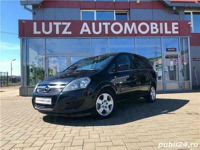 Second-hand Opel Zafira 125 CP (91 kW) 2011 Negru Monovolum