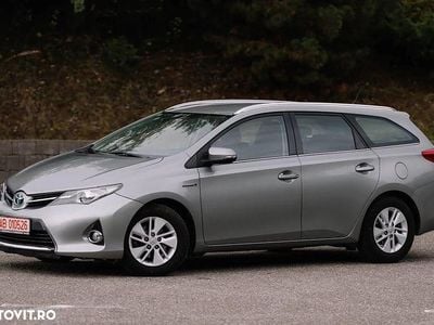 Toyota Auris Hybrid