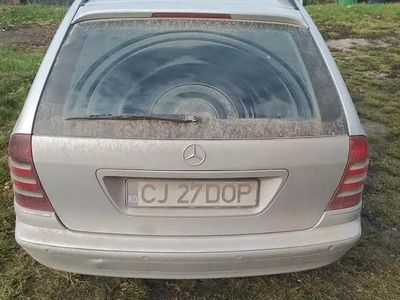 Utilizat 2003 Mercedes 200 Hatchback | 1.800 EUR