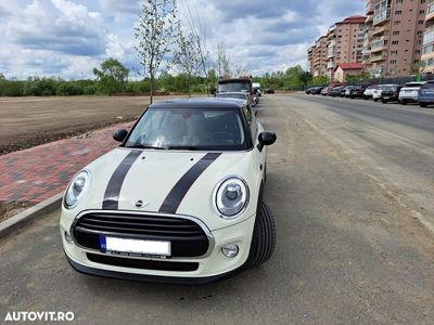 second-hand Mini Cooper 