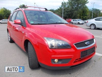 Rosu Utilizat 2007 Ford Focus Titanium Break | 3.150 EUR (Scump)