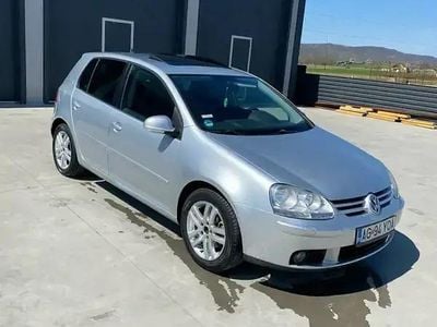 VW Golf V