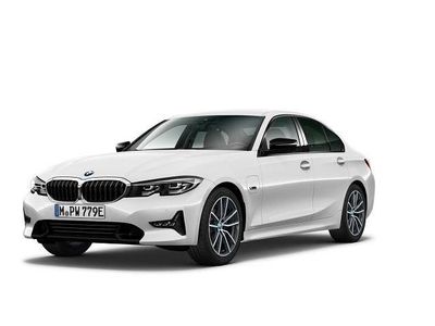 Second-hand 2021 BMW 330e Sport Line | 31.101 EUR (Preț OK)