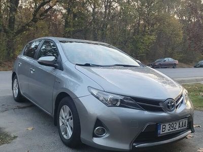 second-hand Toyota Auris Hybrid 