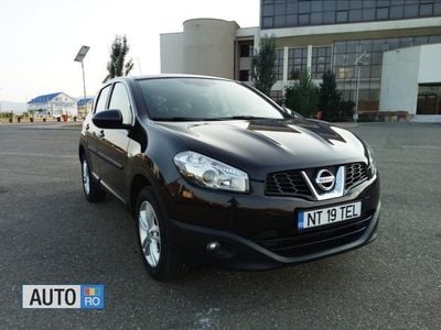 Second-hand Nissan Qashqai 110 CP (80 kW) 2011 Violet SUV