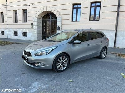 Second-hand Kia Ceed 128 CP (94 kW) 2013 Culoaregri Hatchback