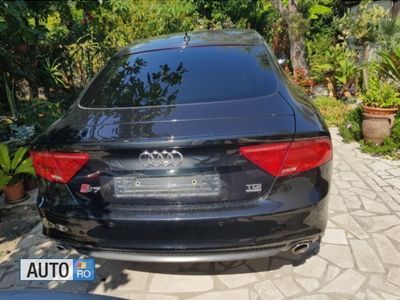 Second-hand Audi A7 Comfort 245 CP (180 kW) 2012 Negru Hatchback